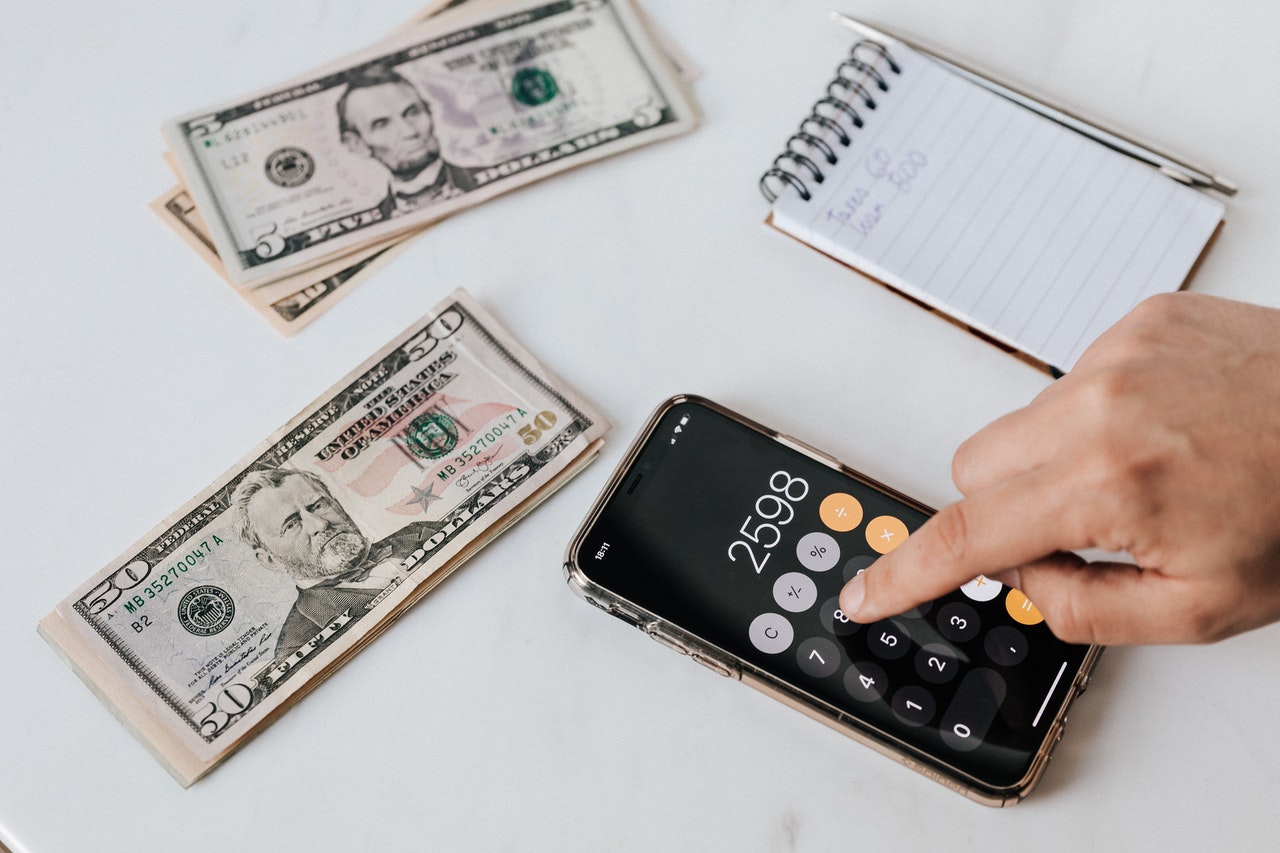 The Ultimate Year-End Payroll Checklist for Small Businesses